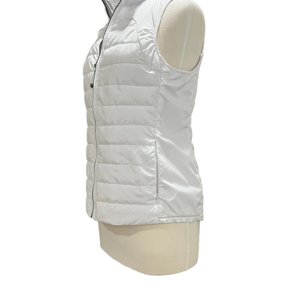 White Puffer Zip Up Vest - Picture 2 of 9